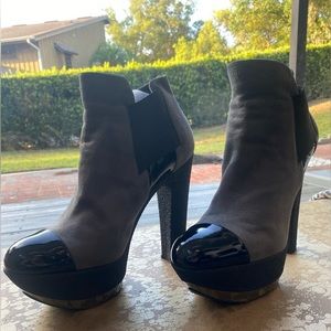 CASADEI FABULOUS grey suede platform boots. Size 8 1/2